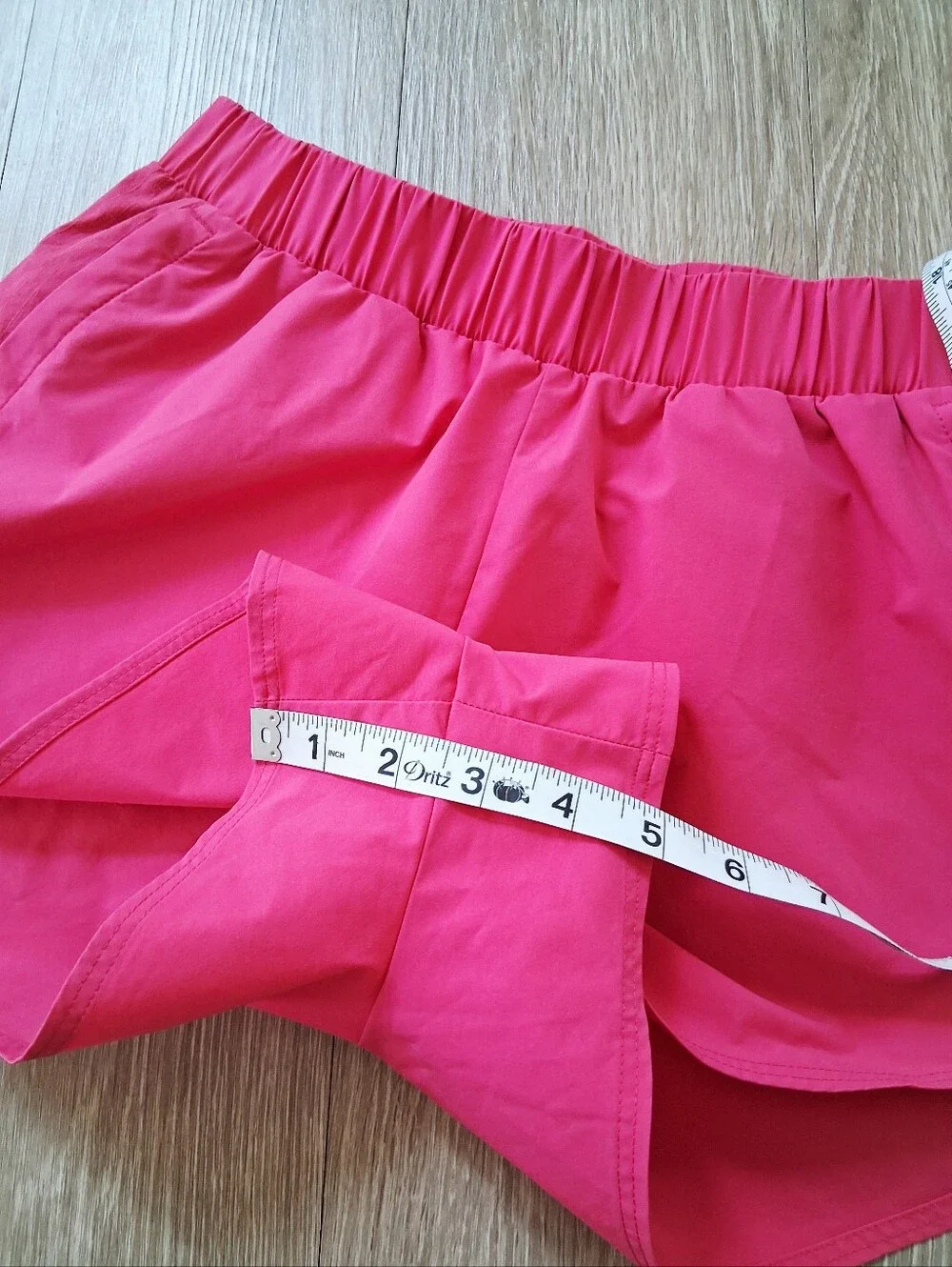 Alo Playmaker Dolphin Short Pink Summer Crush